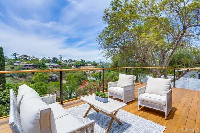 Professional home staging and interior design